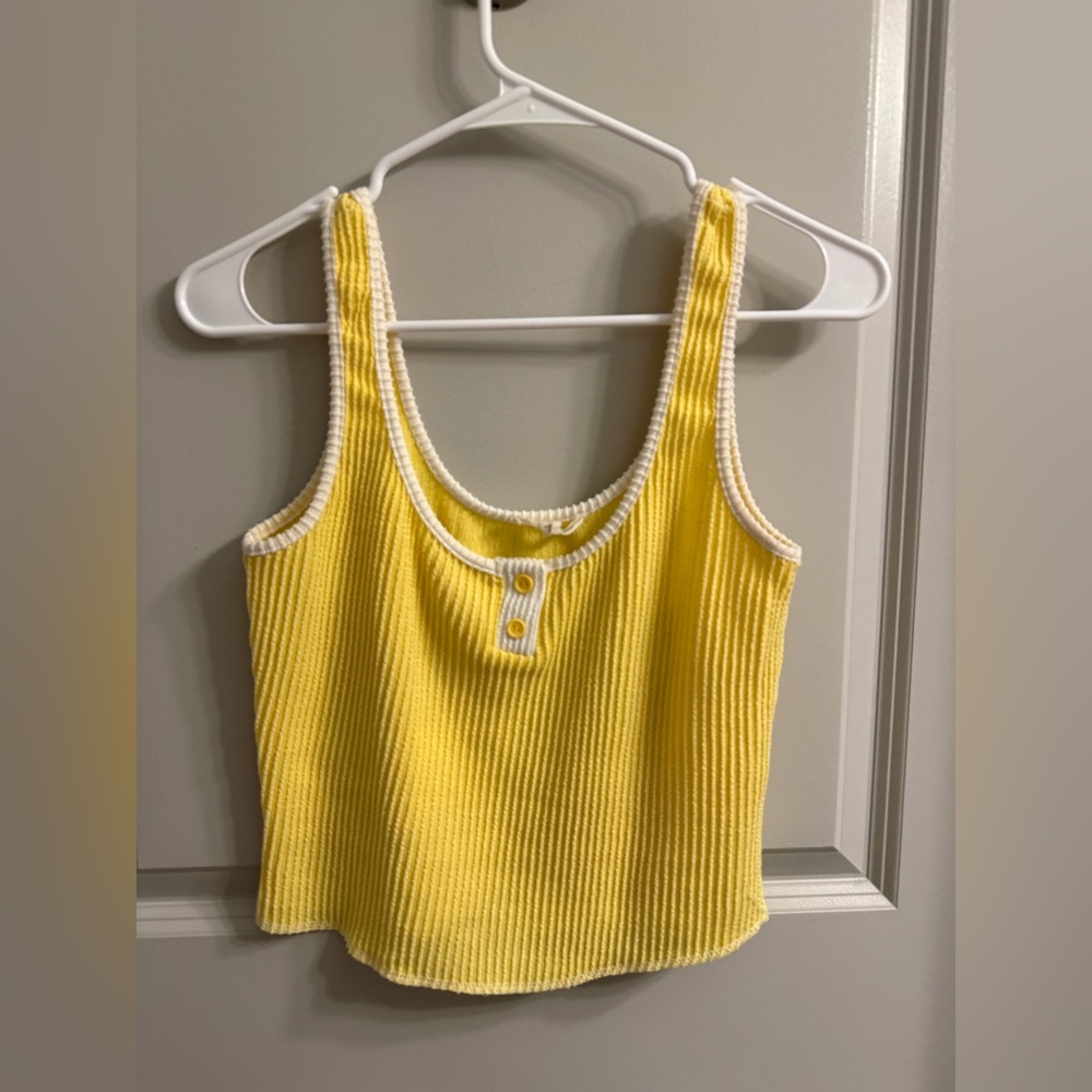Donating soon- MOA MOA Ribbed Tank Top